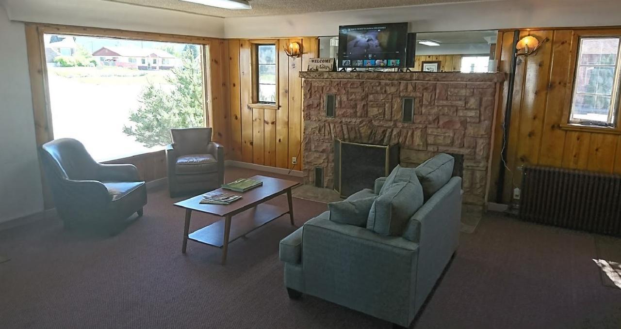 Caribou Lodge And Motel Soda Springs Exteriör bild